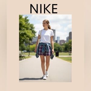 Nike Women’s Mid Rise Golf Shorts Size 8 Medium